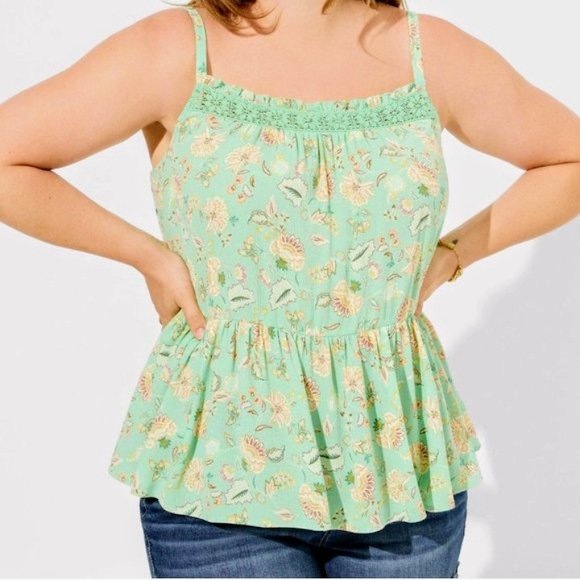 torrid Tops - NWT Torrid Light Green Floral Camisole
